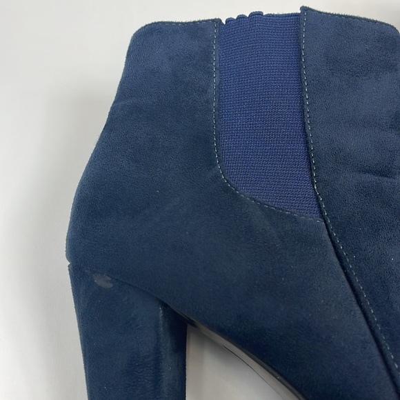 Bella Marie Blue Suede Booties Size 9 - Picture 3 of 10